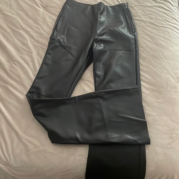Forever 21 black leather flared pants - Picture 1 of 2